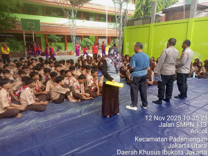 Polsek Pademangan Sosialisasikan Sistem Penerimaan Murid Baru SMA Kemala Taruna Bhayangkara 2026/2027 di SMP Negeri 113 Ancol