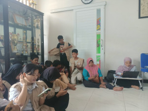 Posyandu Remaja Kalibaru Ajak Isi Libur Sekolah dengan Edukasi Cegah Kekerasan dan Pelecehan Seksual