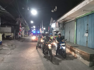Kapolsek Bekasi Barat Pimpin Patroli Tiga Pilar, Pastikan Situasi Aman dan Kondusif