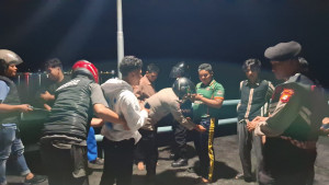 Patroli Dini Hari Polsek Kepulauan Seribu Selatan Antisipasi 3C dan Gangguan Kamtibmas dan Sosialisasi Call Center 110 Digencarkan