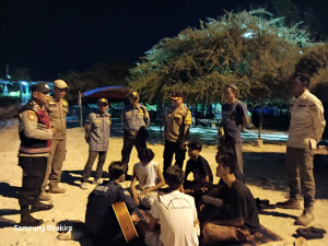 Polsek Kepulauan Seribu Selatan Lakukan Pemantauan dan Pembina Pos Kamling di Tiga Kelurahan: Wujudkan Lingkungan Aman dan Kondusif