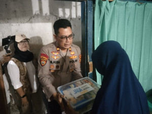 Ditpamobvit Polda Metro Jaya Gelar Jaga Jakarta On The Spot di Matraman, Ajak Warga Cegah Tawuran Remaja