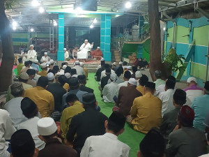 Silaturahmi Kamtibmas Kapolsek Bekasi Barat Hadiri Pengajian Majelis Taklim As Salmaniyah Bintara
