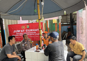 Jumat Curhat Jadi Wadah Dialog Polisi dan Warga di Pademangan Barat