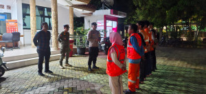 Patroli Gabungan Siskamling, Polsek Kepulauan Seribu Selatan Perkuat Pencegahan Kejahatan dan Sosialisasi Layanan 110