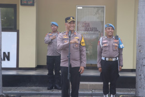 Wakapolres Kepulauan Seribu Sosialisasikan SP4N Lapor dan WBS Dorong Budaya Laporan yang Transparan di Internal Polri