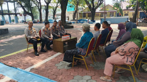 Jumat Curhat On The Spot di Pulau Lancang, Kapolres Kepulauan Seribu Ajak Warga Perkuat Keamanan dan Kenyamanan Wisata