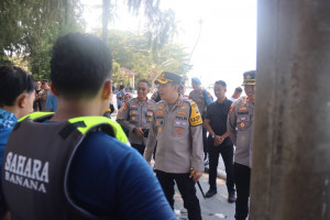 Kapolres Kepulauan Seribu Pantau Langsung Aktivitas Wisata, Imbau Wisatawan Utamakan Keselamatan