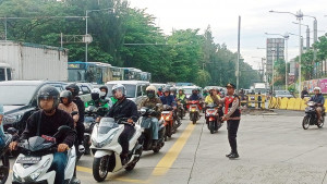 Pelayanan Prima Polsek Metro Penjaringan: Antisipasi Kemacetan Wujud Nyata Polisi Hadir Untuk Masyarakat