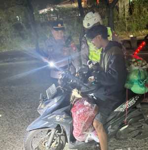 Cegah Tawuran dan Kejahatan Jalanan, Polsek Bekasi Barat Gelar Razia Stasioner serta Patroli Mobile