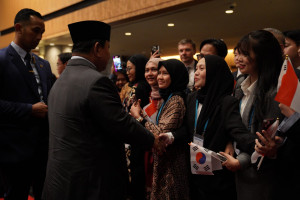 Dapat Semangat dari Prabowo, Mahasiswa Indonesia di Korea: Thoughtful! Memotivasi Saya Berkontribusi bagi Indonesia