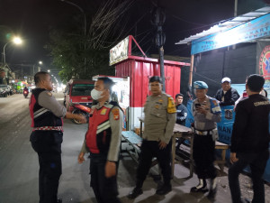 Jaga Jakarta, Jaga Lingkungan: Polsek Metro Penjaringan Intensifkan Patroli Malam Cegah Tawuran dan Kejahatan Jalanan