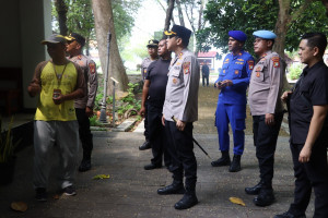 Kapolres Kepulauan Seribu Pimpin Langsung Jaga Jakarta On The Spot Kamtibmas di Pulau Untung Jawa, Sosialisasikan Layanan Polisi 110