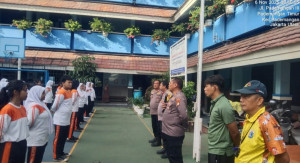 Polsek Pademangan Edukasi Siswa SMK Negeri 23 Tentang Kenakalan Remaja dan Bijak Bermedia Sosial