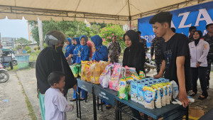 Pasar Murah Lanal Bintan Untuk Masyarakat Jelang HUT Ke 80 TNI Tahun 2025